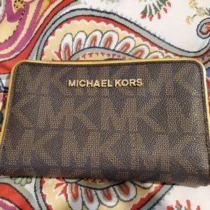 Michael Kors Jet Set Color-Block Logo Wallet/Phone Case